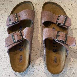 Brand-new lavender Birkenstocks, size 39 N